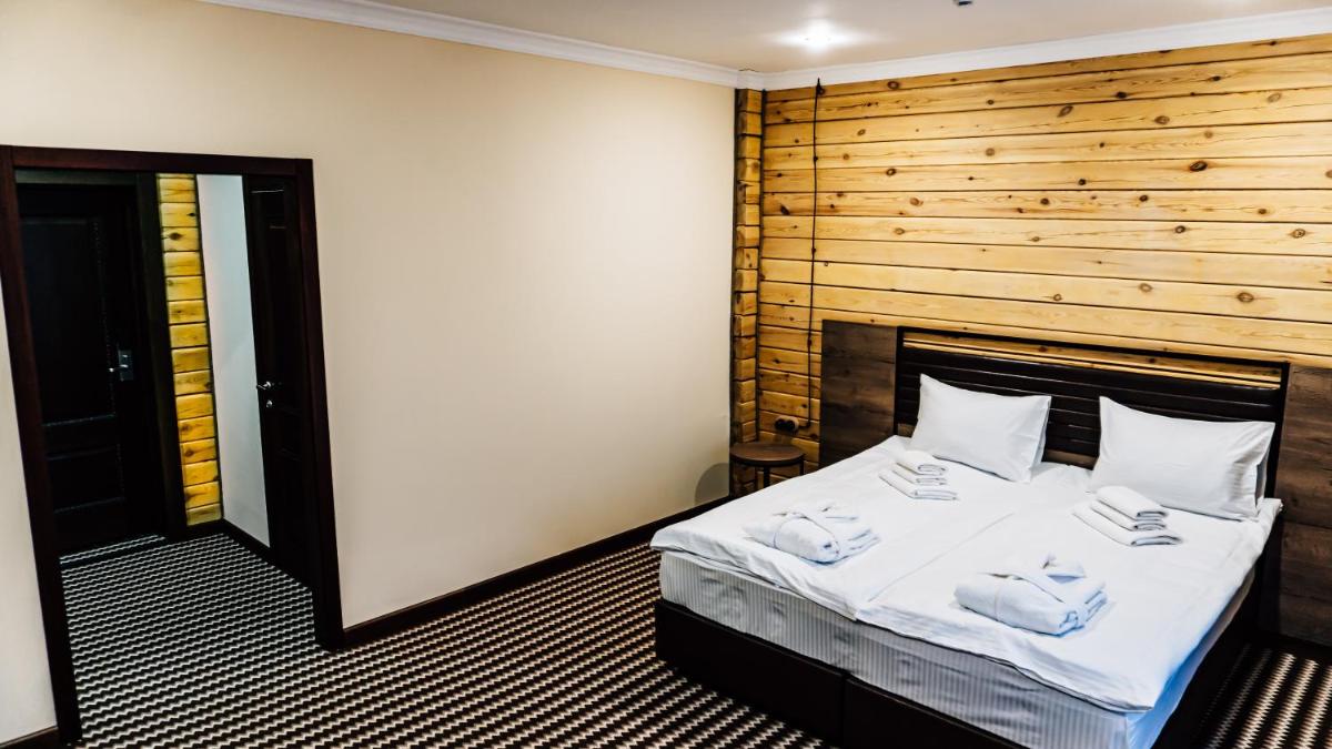 Eco Hotel Tan Tengri - Housity