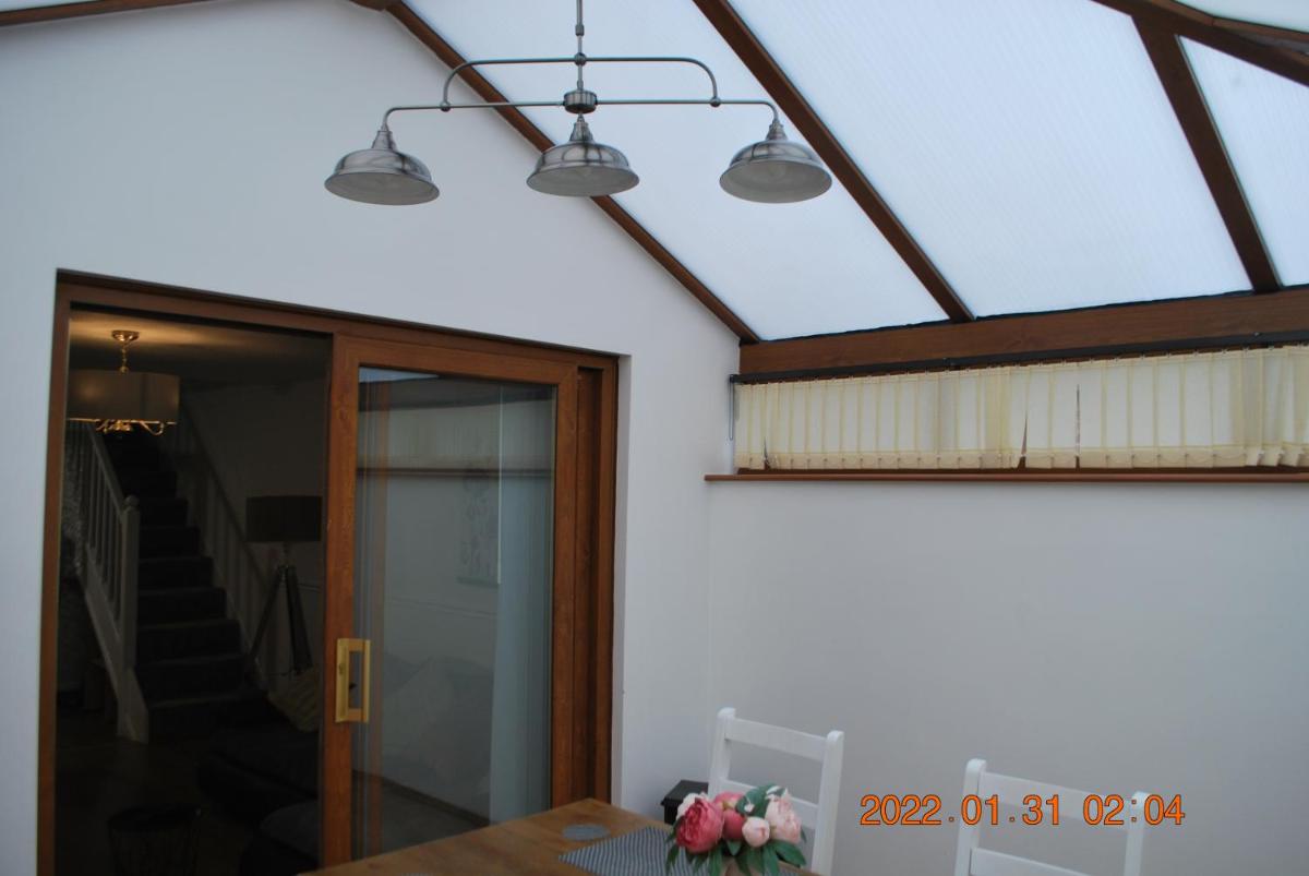 Emily house with Lovely one bed home in Bicester with free parking - Housity