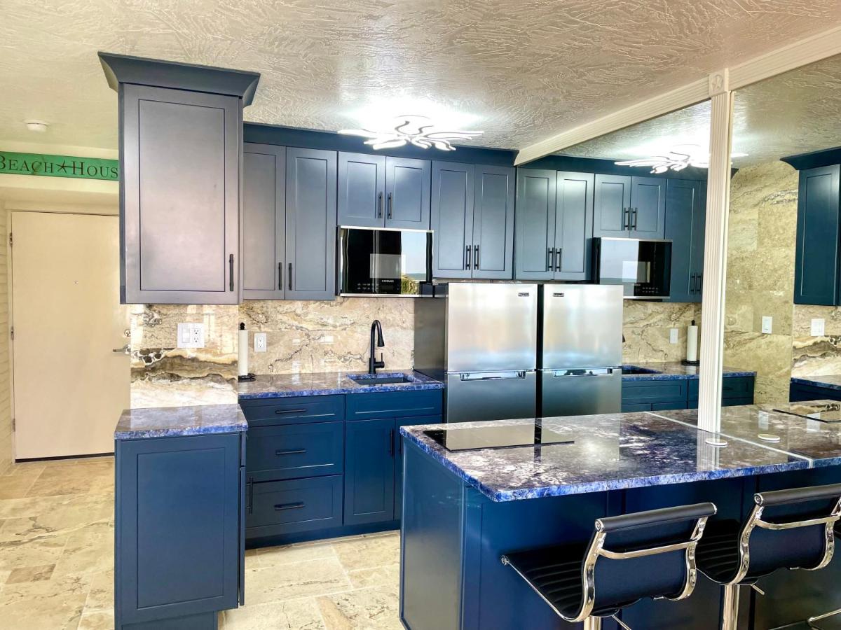 Sea Dreams - Beachside 1 bedroom at Symphony Beach - Housity