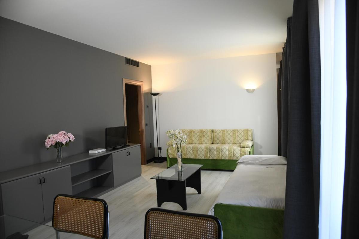 Brianteo Hotel and Restaurant - Housity