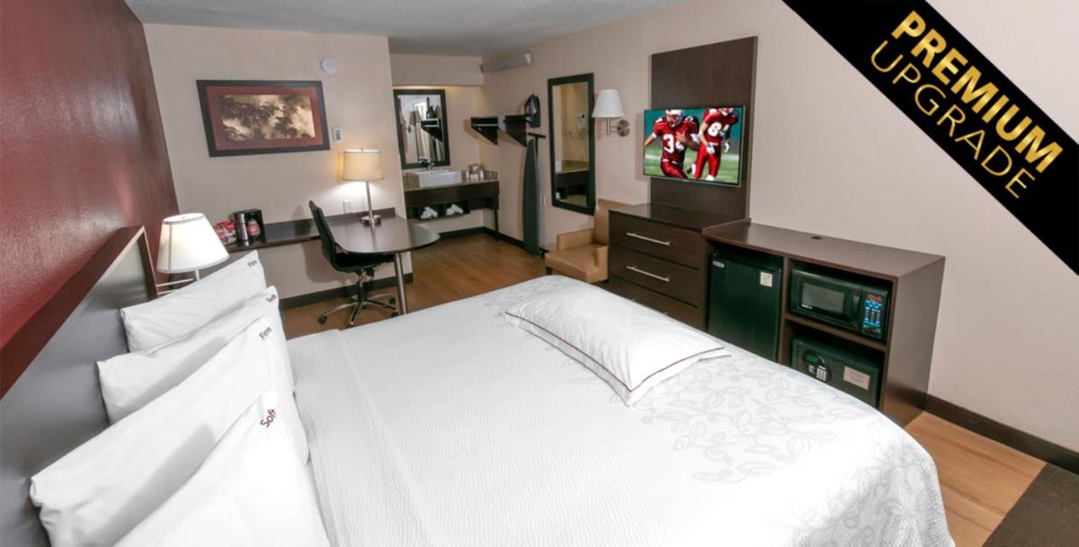 Red Roof Inn PLUS+ Washington DC - Alexandria - Housity