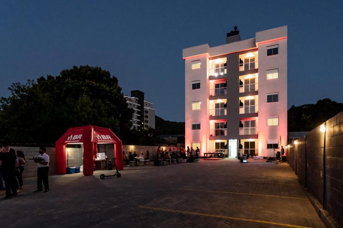 Apart 2D com Suíte no Centro de Igrejinha a 30min Gramado - Housity