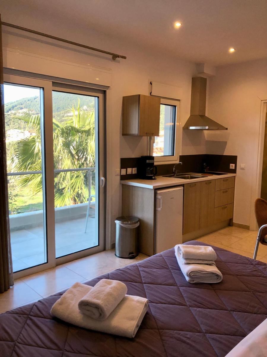 Vanessa House Luxury Apartments - Housity