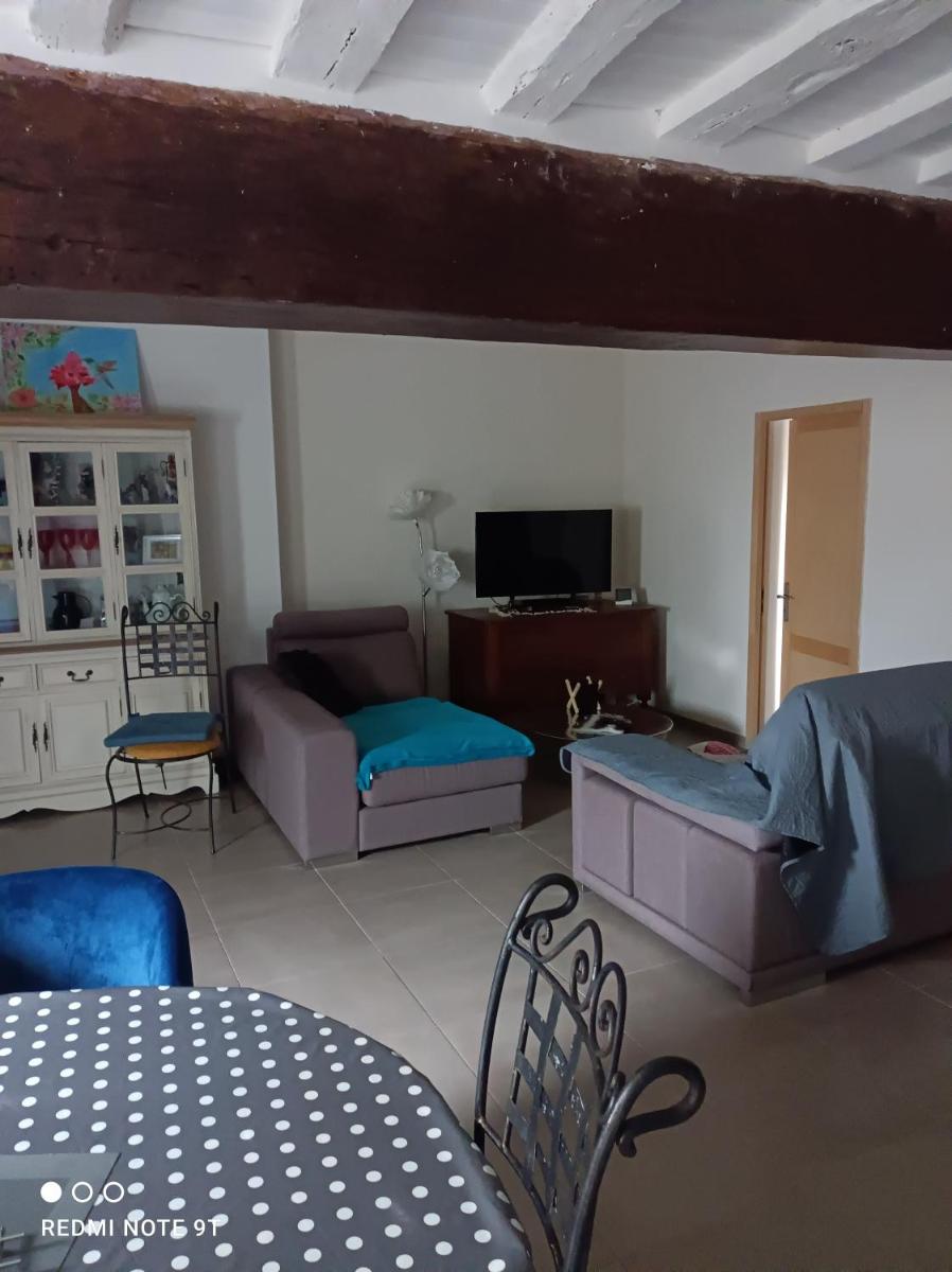 petite maison de ville toute équipée - Housity