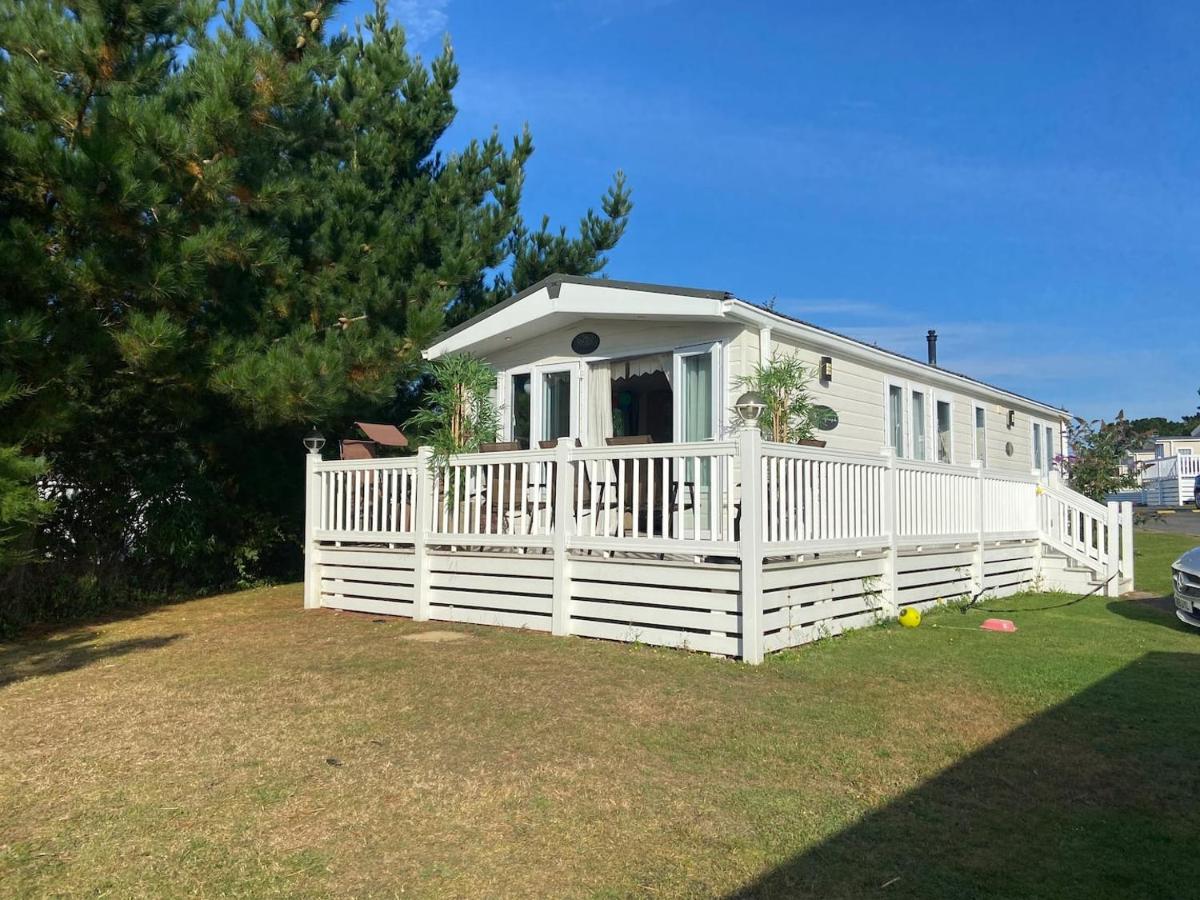 New Forest Retreat Shorefield Country Park - Housity