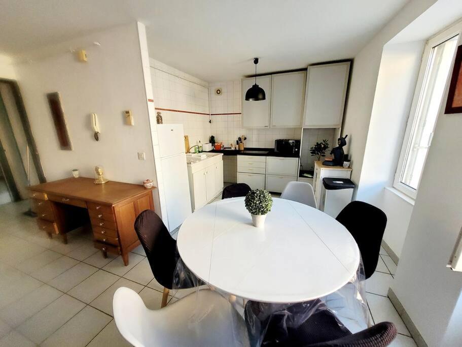 Appartement 2 chambres CENTRE VILLE au calme - Housity