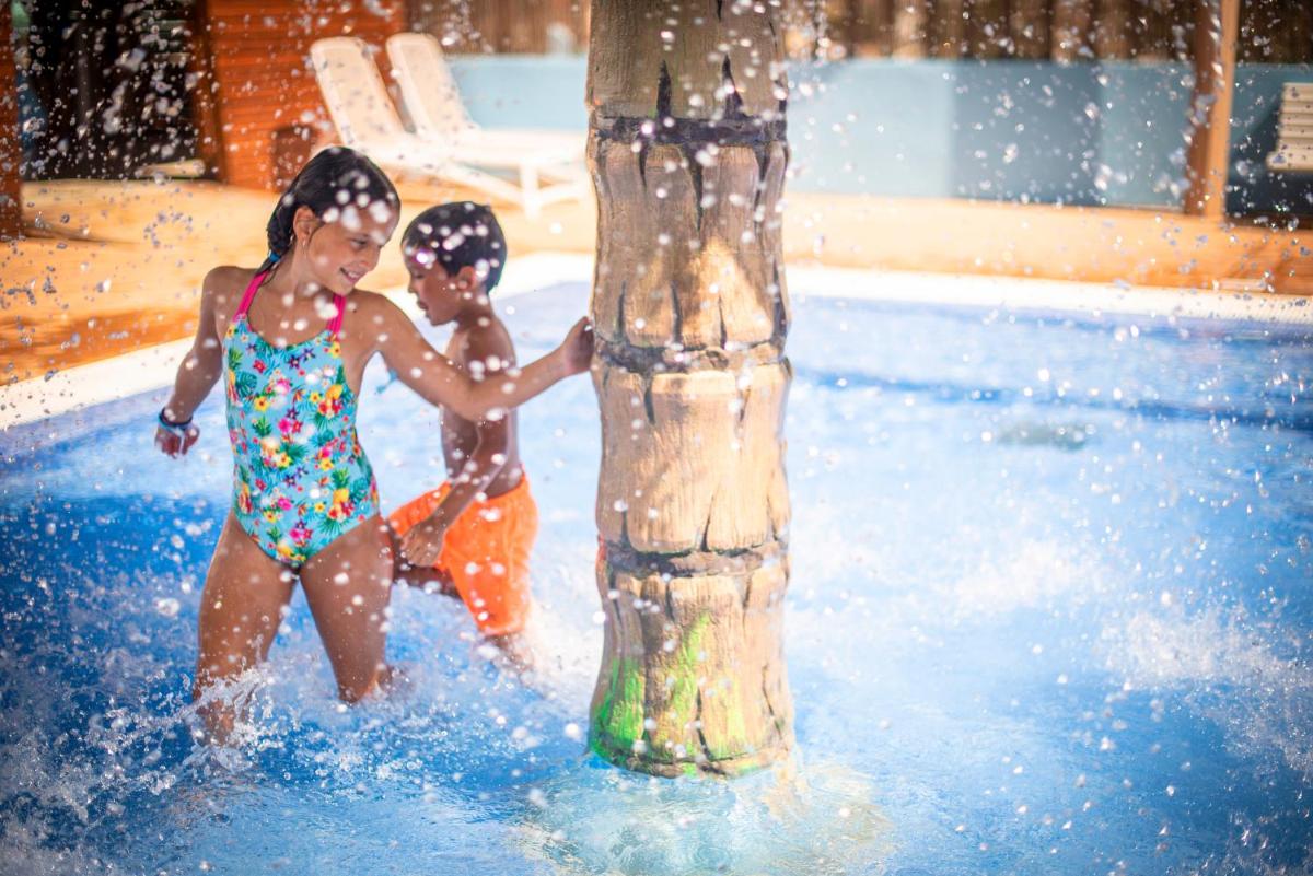 Piscina en o cerca de Blau Punta Reina