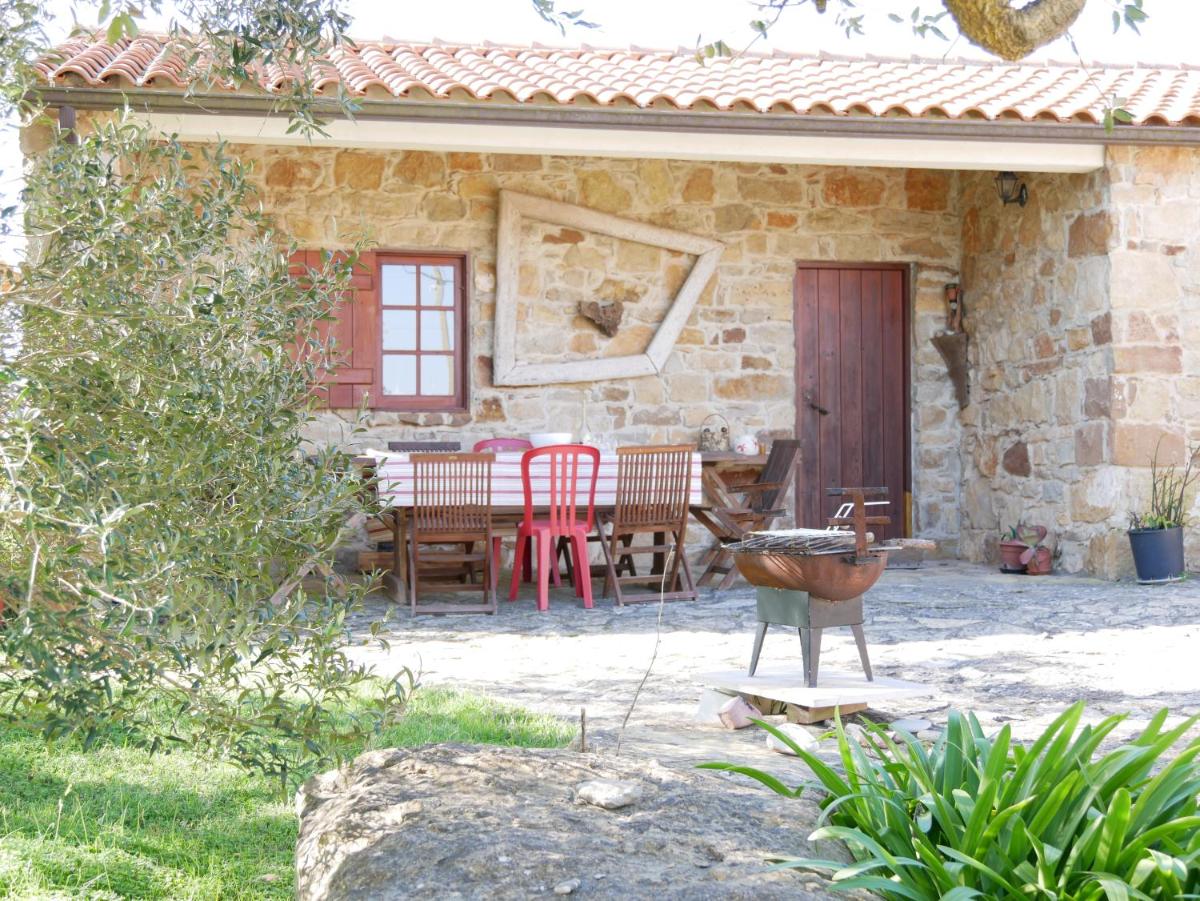 Pines of Salgado beachview villa by Book YourHoliday PT - Housity