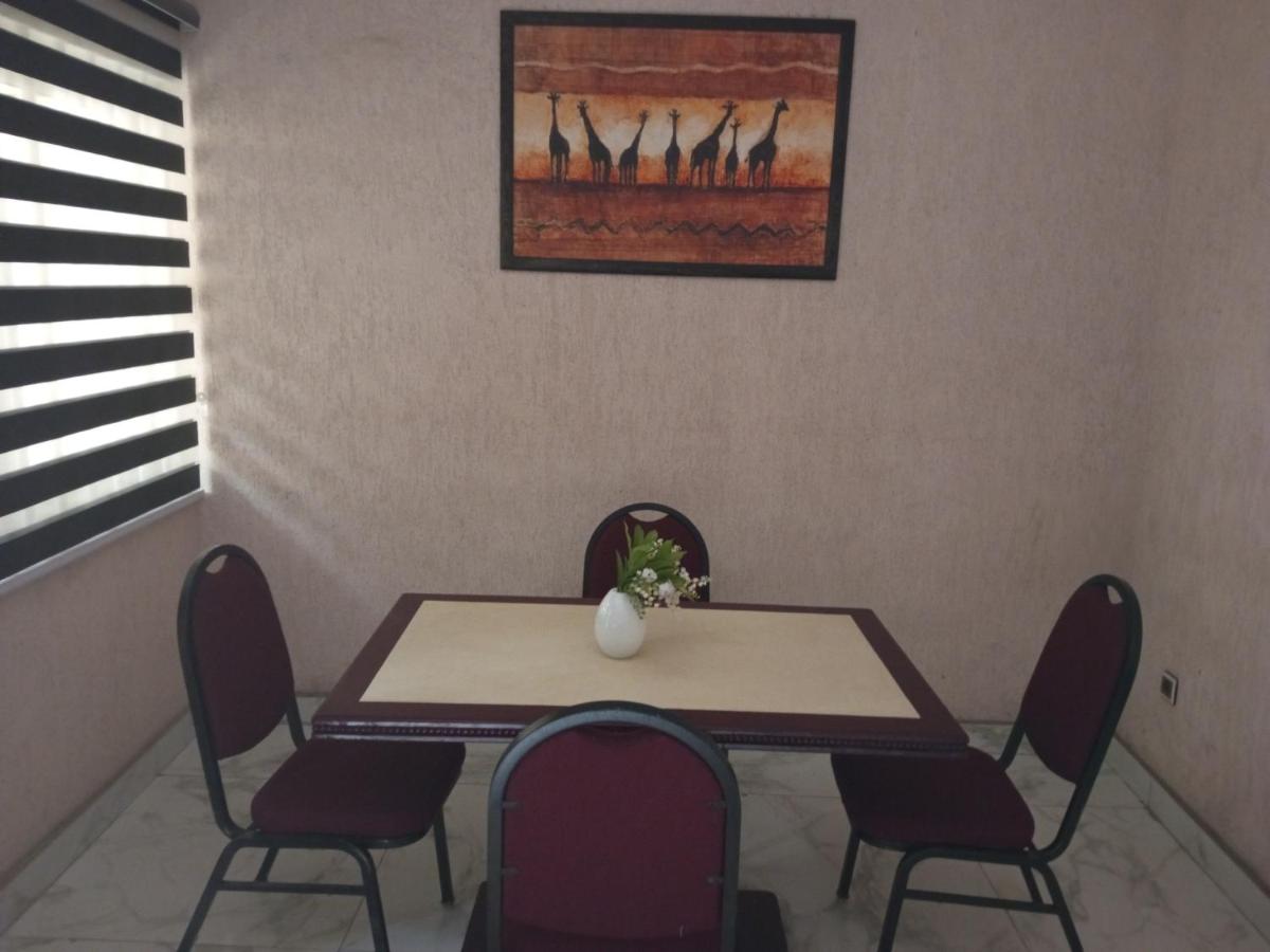 HIDE PALACE - Housity