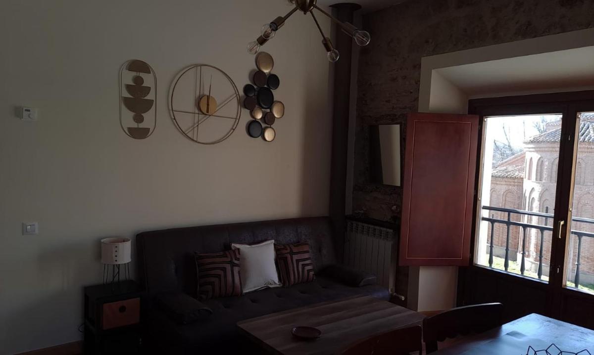 Suitetrails - Vivienda de uso turístico Encrucijada de Culturas
