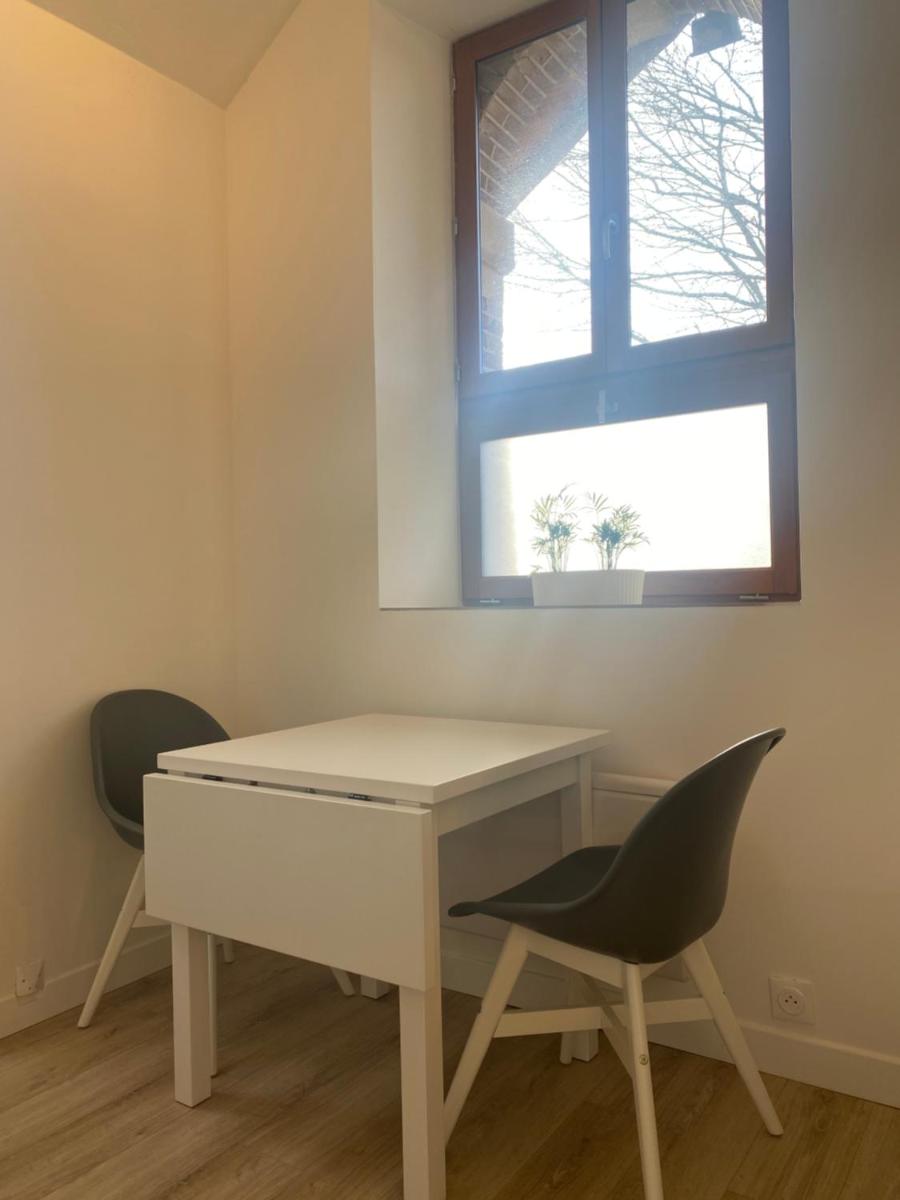 Studio dans les écuries du chateau - Housity