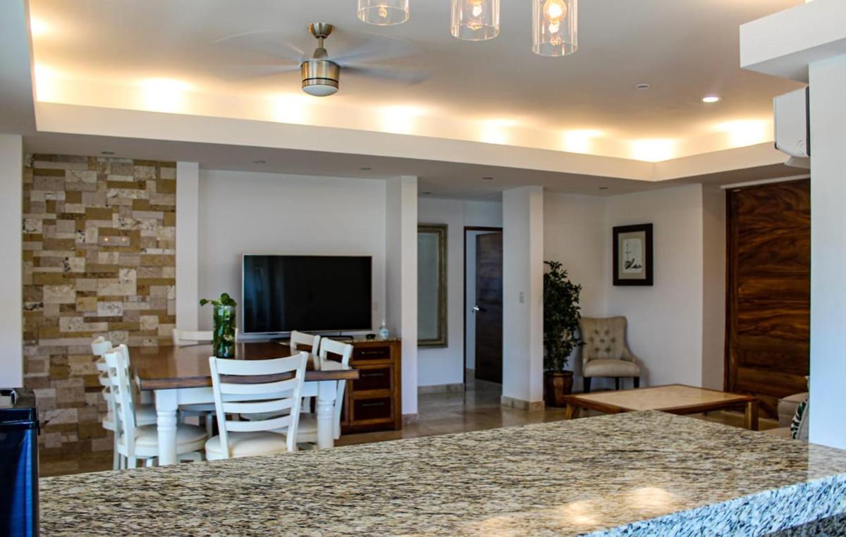 Suitetrails - Lovely apartment in Downtown Cabo San Lucas