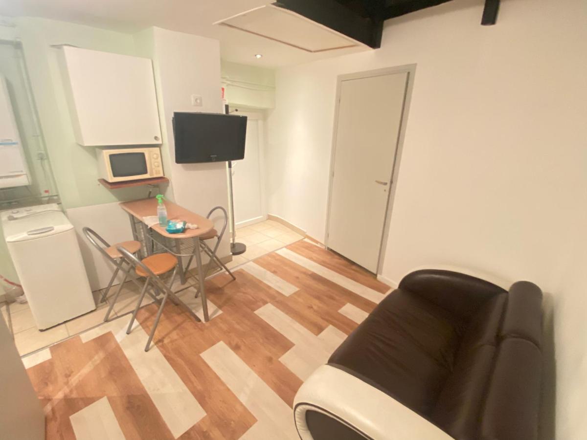 Jolis studio meublé - Housity