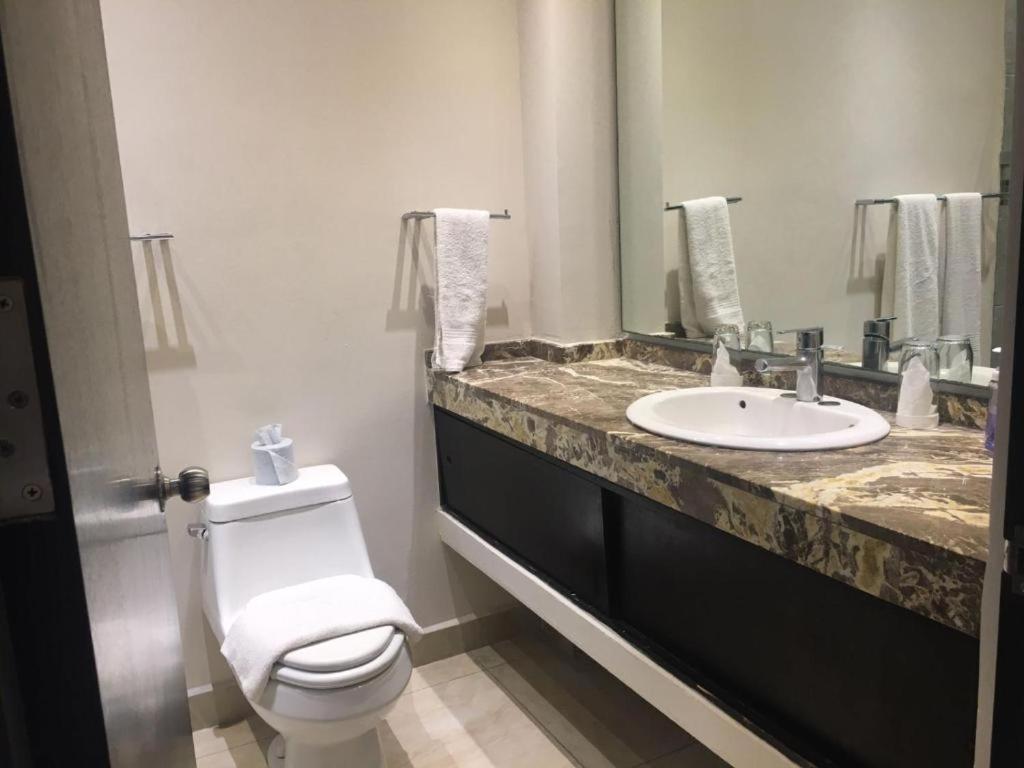 770 Apartments - Housity