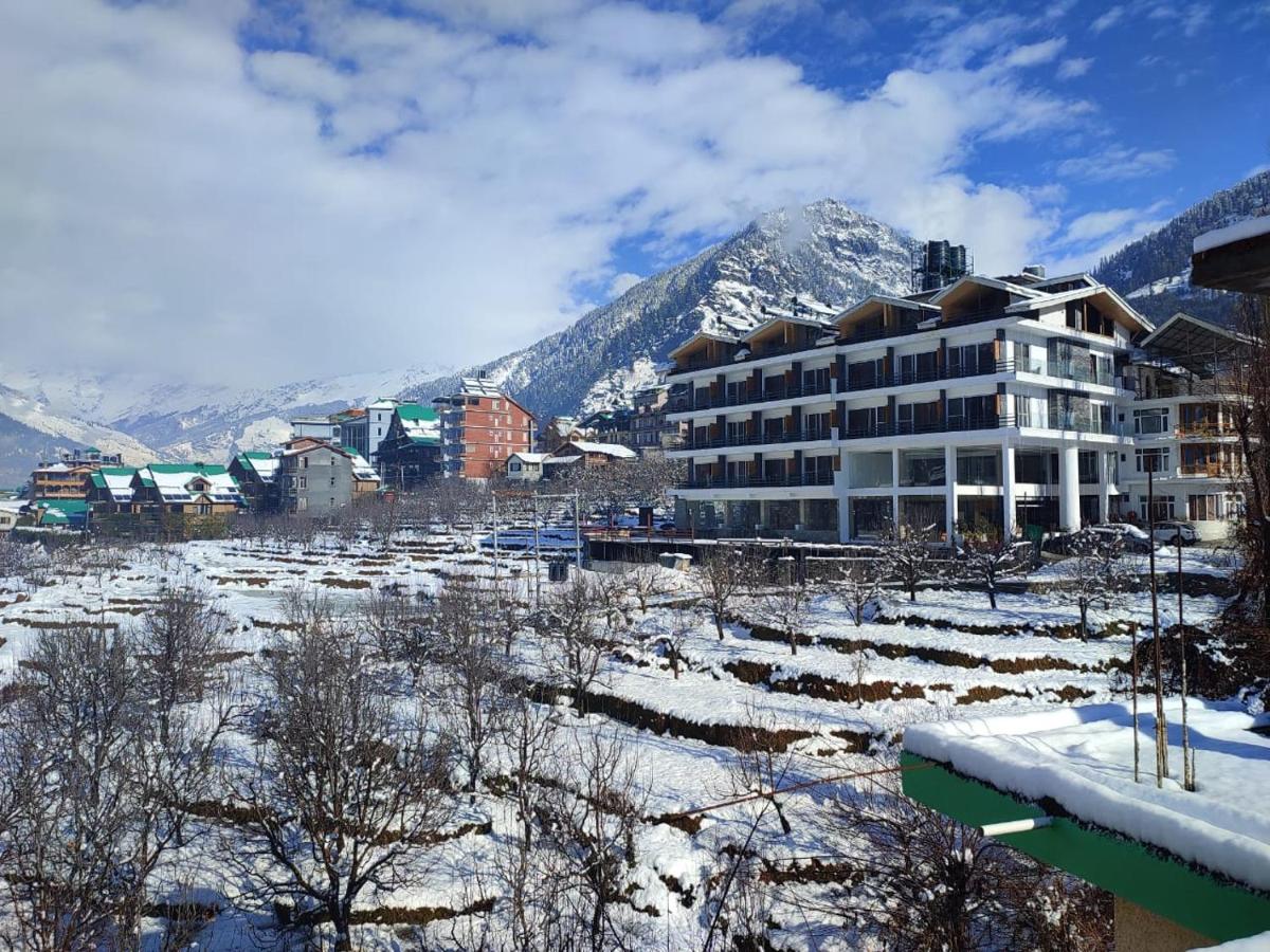 Suitetrails - Nature Vilas Sarovar Portico Manali