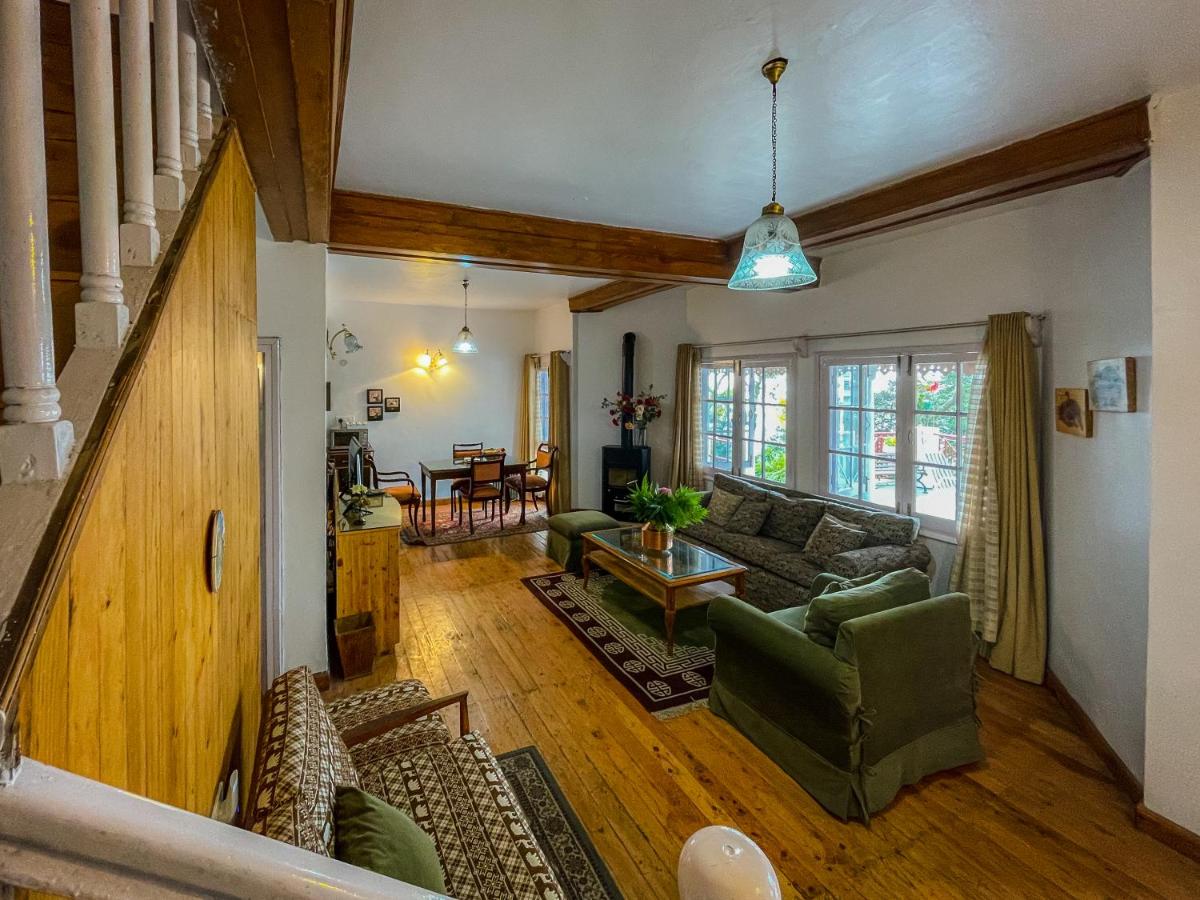 Birdwood Cottages - Housity