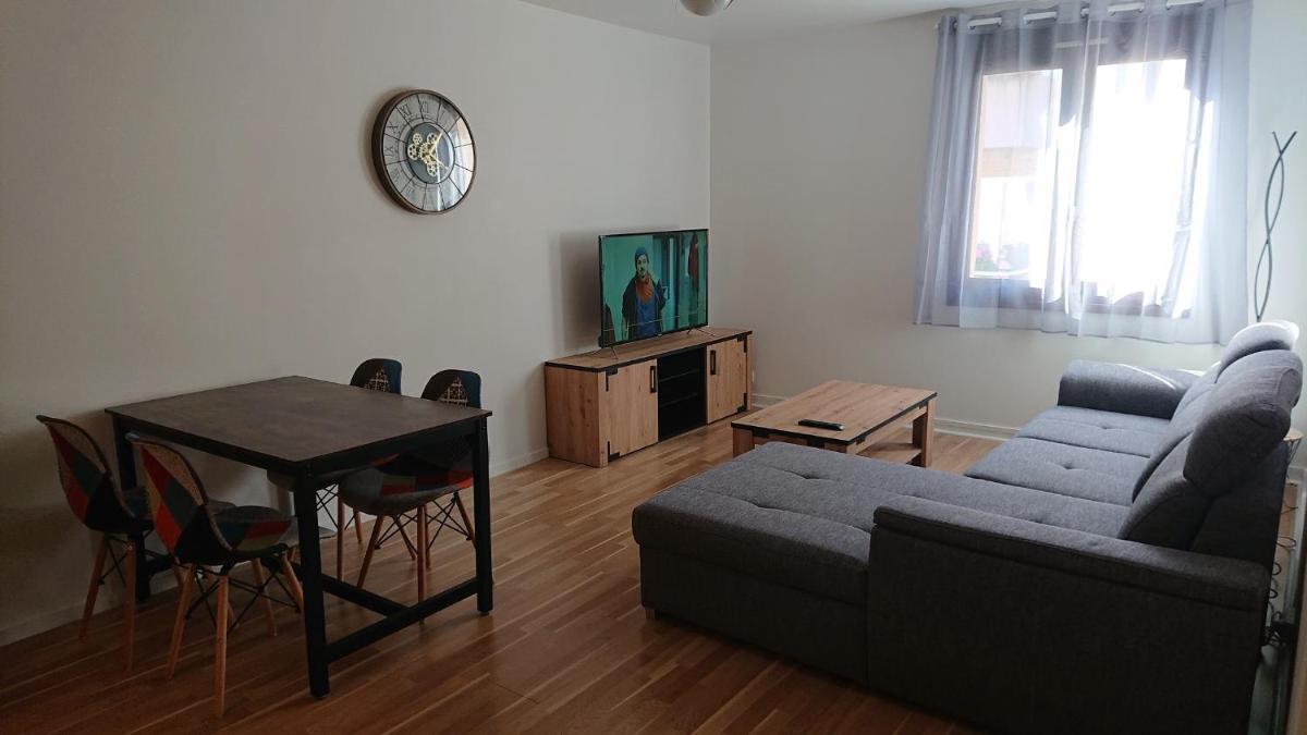 Appartement T2 45 M2 Meublé 3 étoiles tout confort hyper centre de Dax - Housity