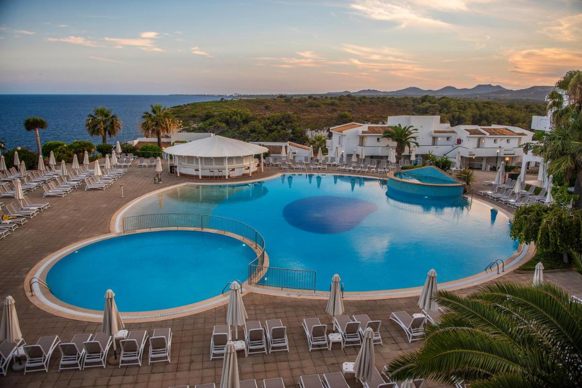 Piscina en o cerca de Blau Punta Reina