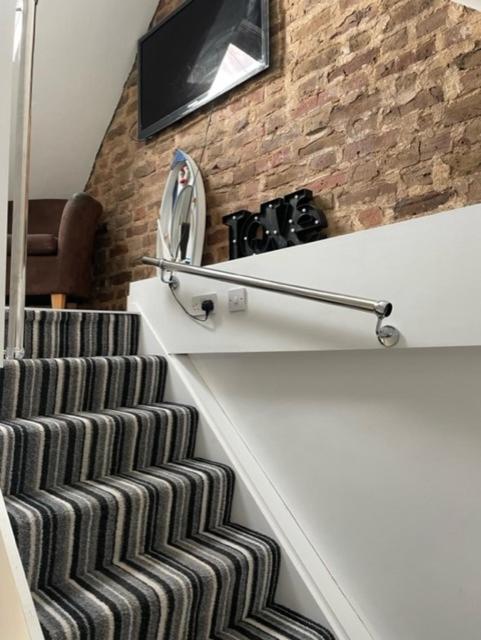 The Attic Suite Selsey - Housity