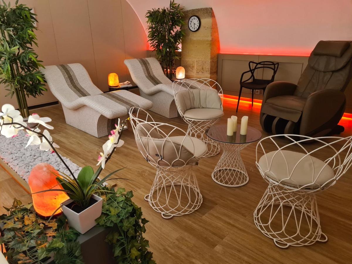 Coin salon dans l'établissement Hôtel Brésil Opéra SPA