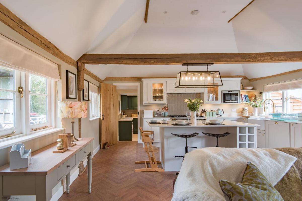 Cart Lodge by Bloom Stays - Housity