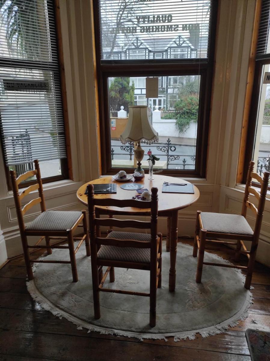 All Seasons Guesthouse - Housity