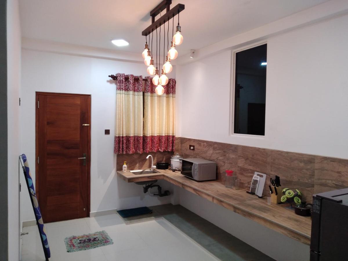 GOLDEN VILLA - Housity