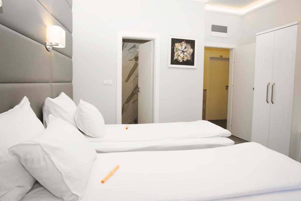 Plovdiv City Center Hotel - Housity