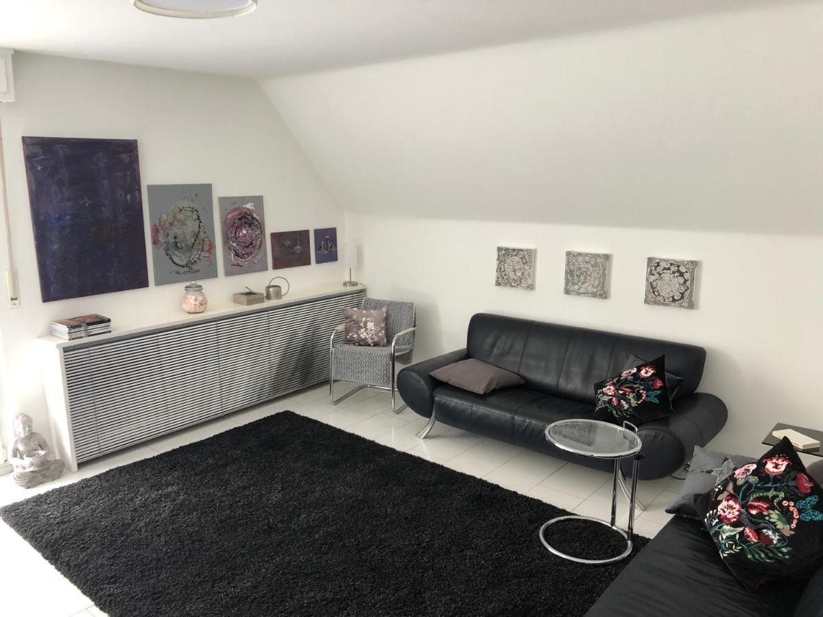 Bel Art Etage mit großem Parkplatz - Housity