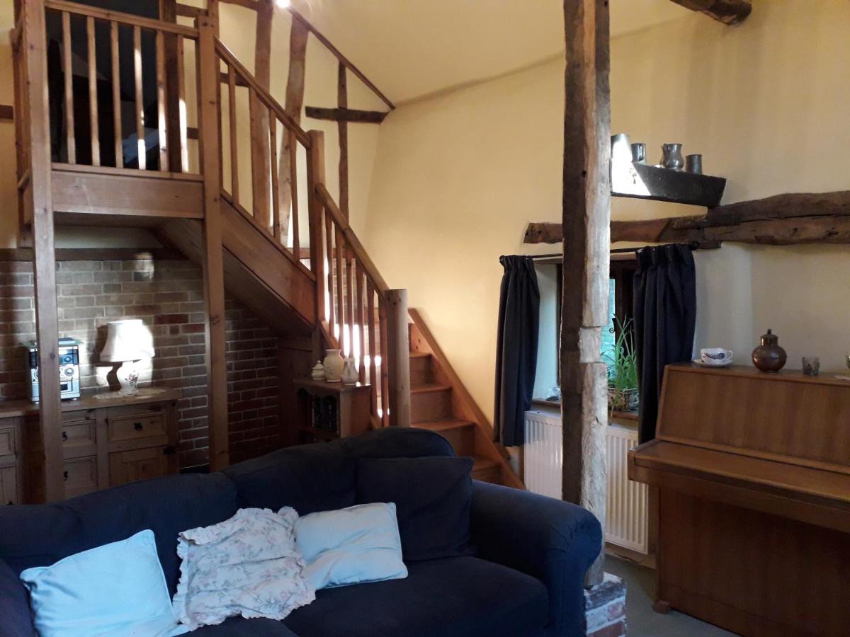 Granary Cottage - Housity