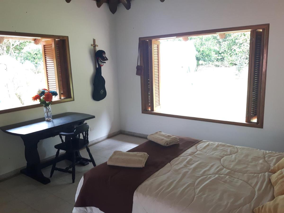 El Paraiso, Casa Campestre en Condominio, WiFi-Teletrabajo, Villeta - Housity