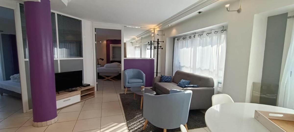 Apt With All Comforts Close To The Beach - Housity