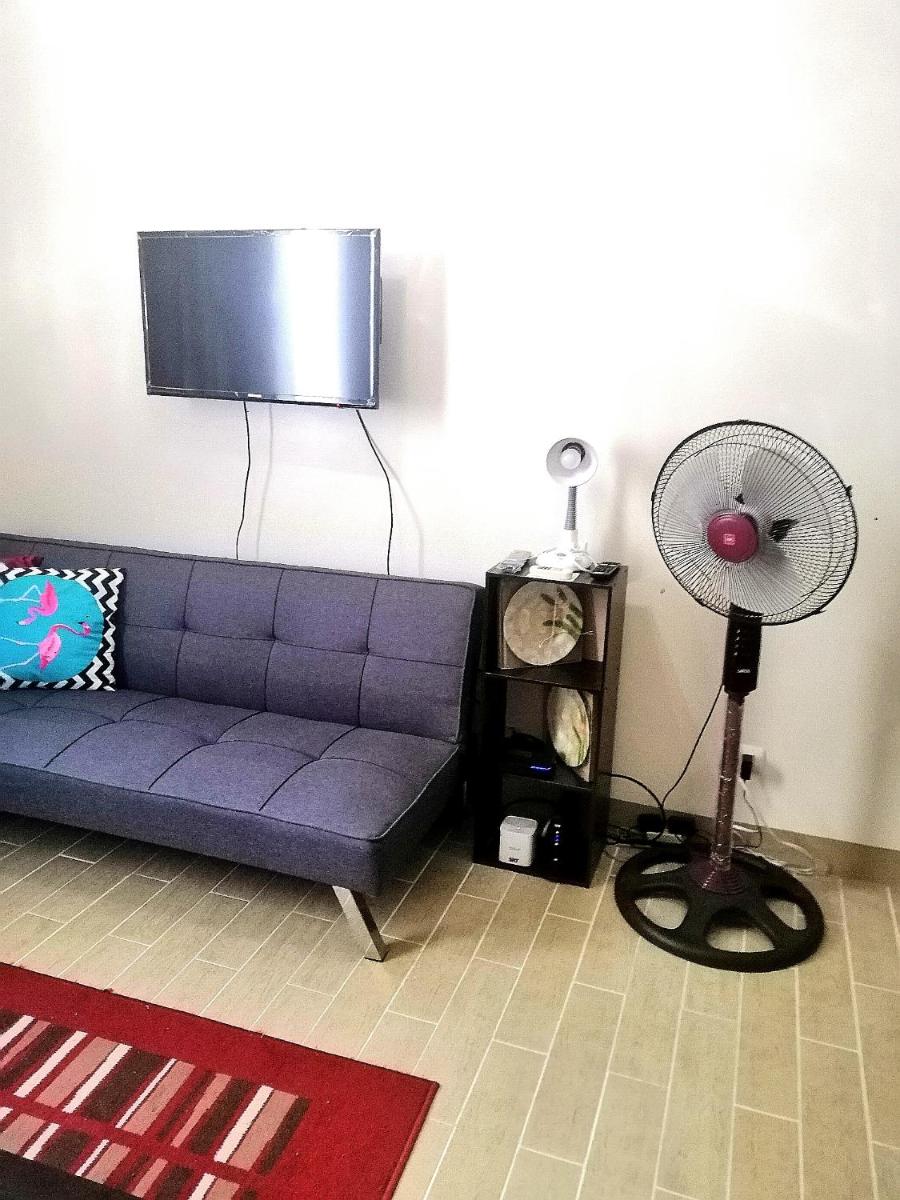 Studio Condo Unit One Madison Megaworld - Housity
