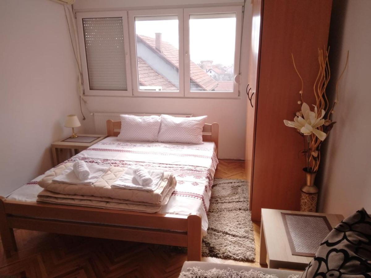 Apartman Kod Pere - Housity
