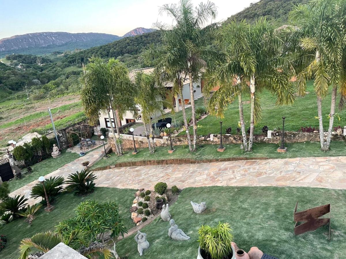 Casa contemporânea com piscina em Tiradentes - Housity
