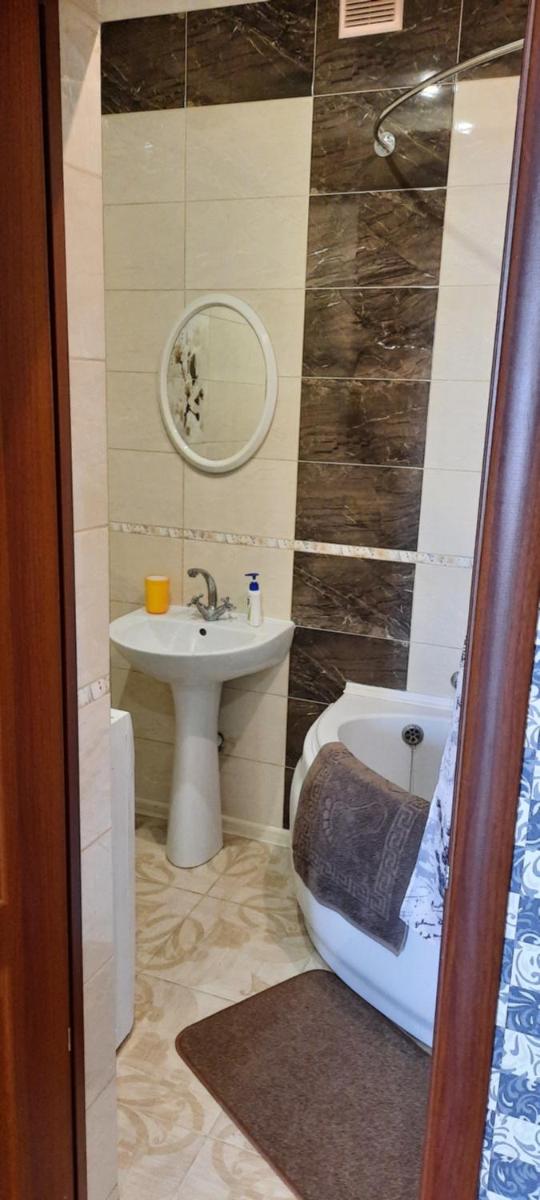 Apartments on Rodnikovoy - Housity