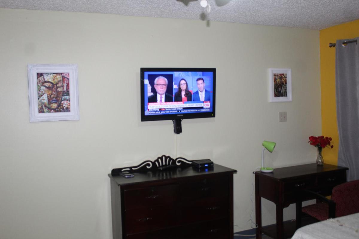 Comfy, Central & Elegant Studio New Kingston - Housity