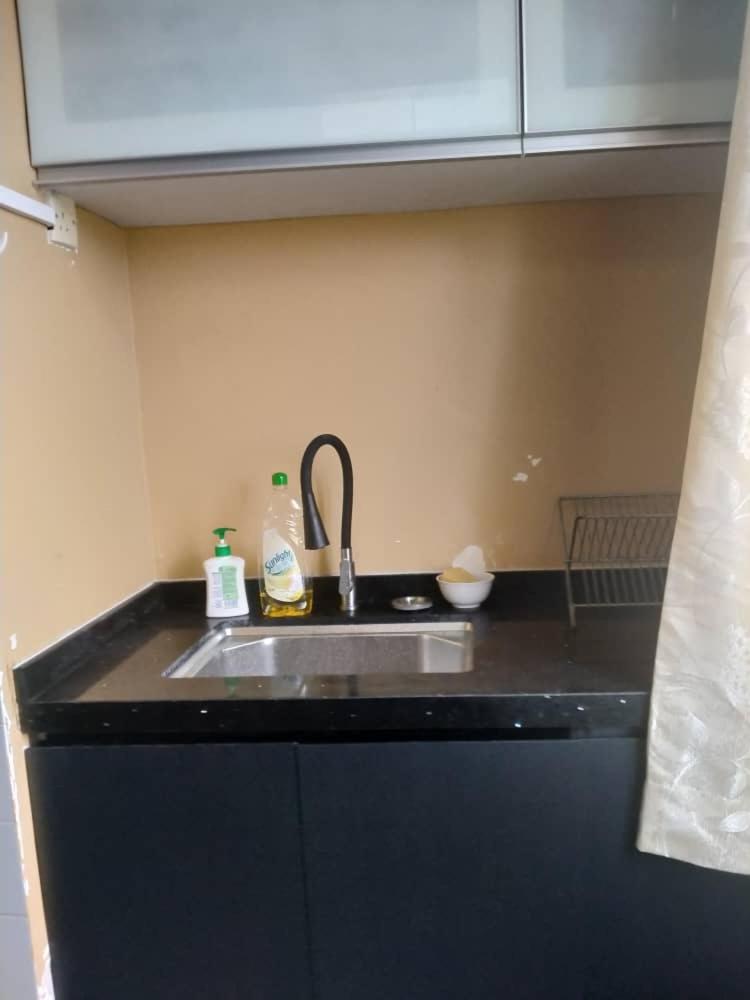 The CRISNA'S Apartment - Housity