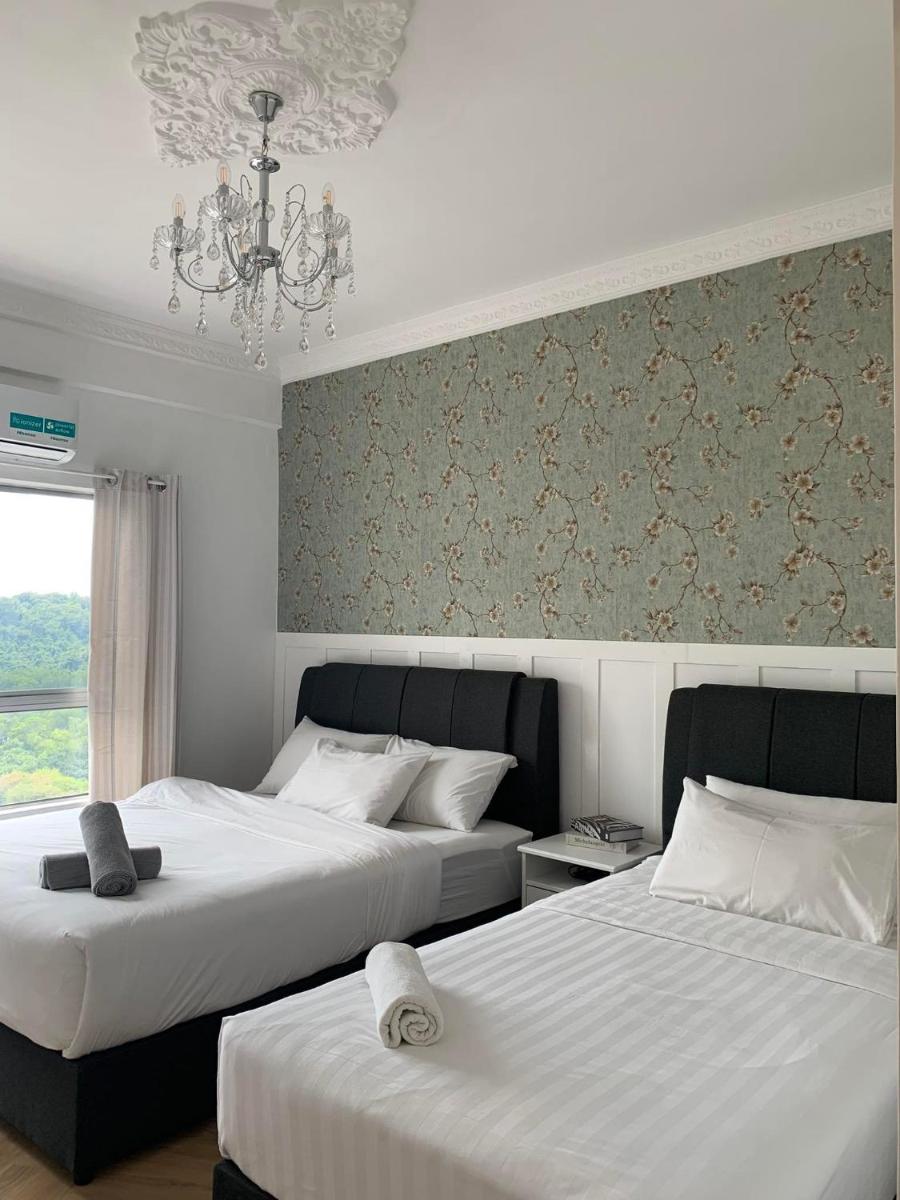 Hidden Gem @ Marina View Villas PD - Housity