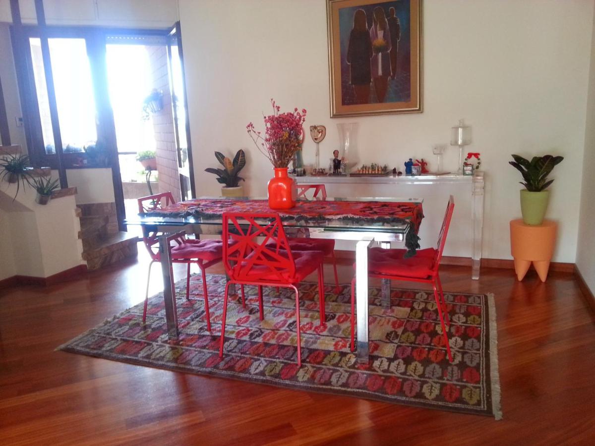 Delizioso attico a due passi da Roma - Housity