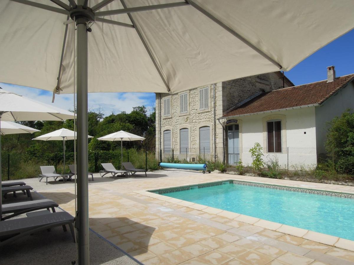 Hotel Estelou - Housity
