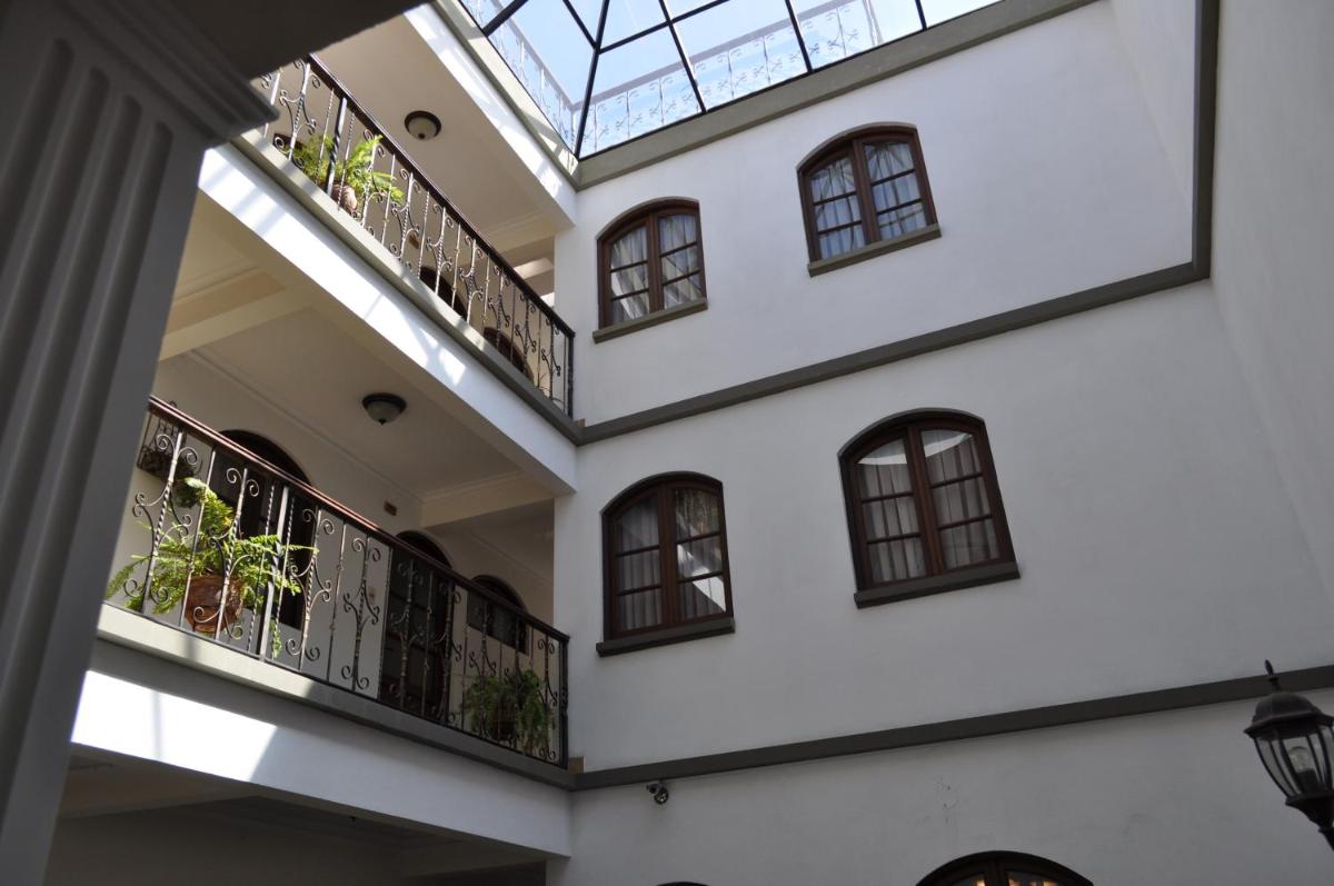 Hostal Patrimonio - Sucre - Housity