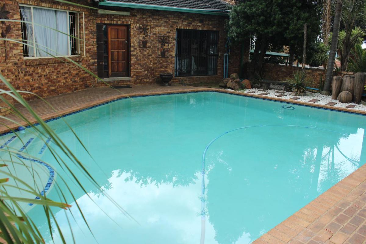 Suitetrails - Shandi Accommodation