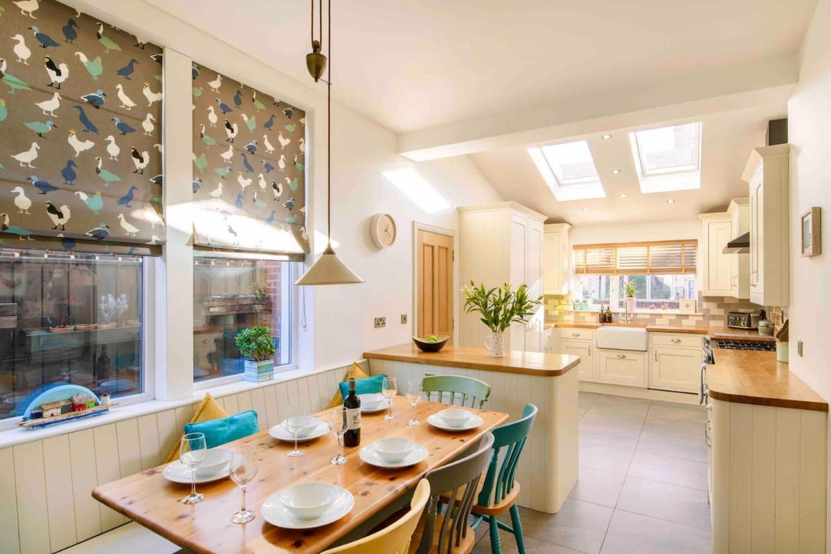 Sea Retreats - Whitley Bay - Housity