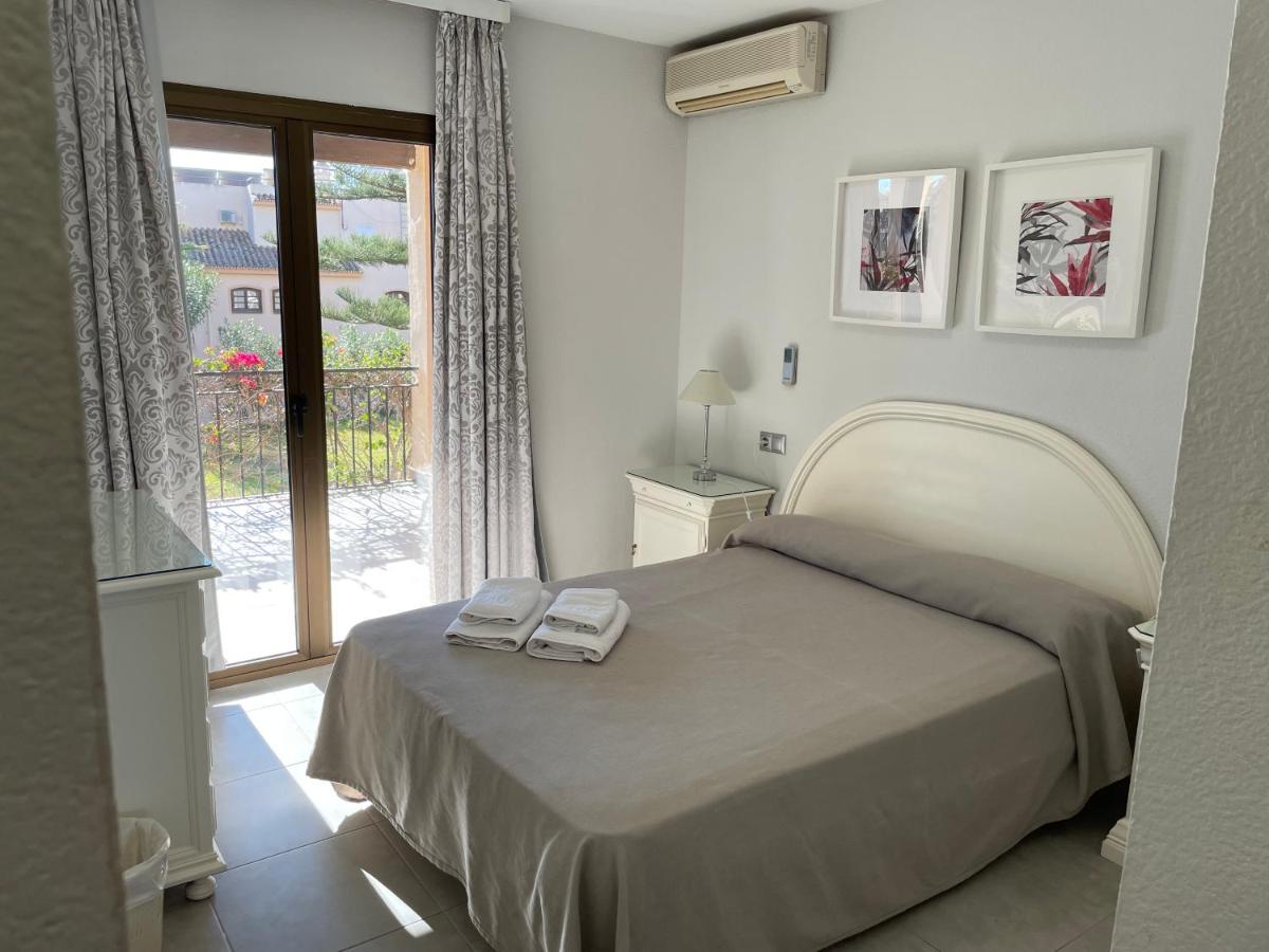 Apartamentos El Toro - Housity