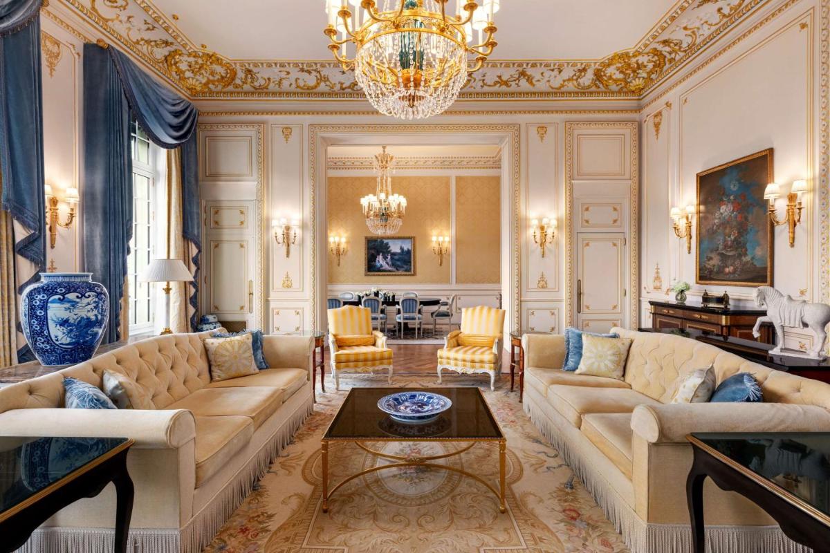 Coin salon dans l'établissement Shangri-La Paris