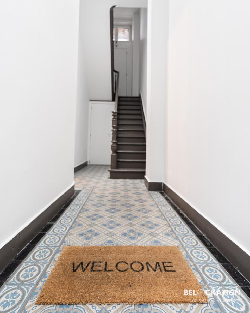 Maison spacieuse de 6 chambres proche gare midi - Housity