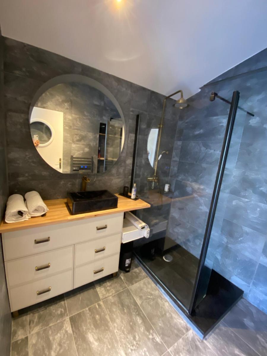 studio Bella - Housity