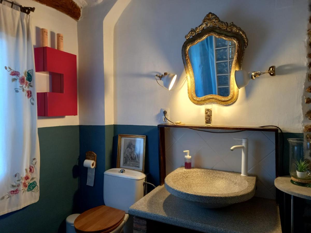 Casa Rural La Rocha - Housity