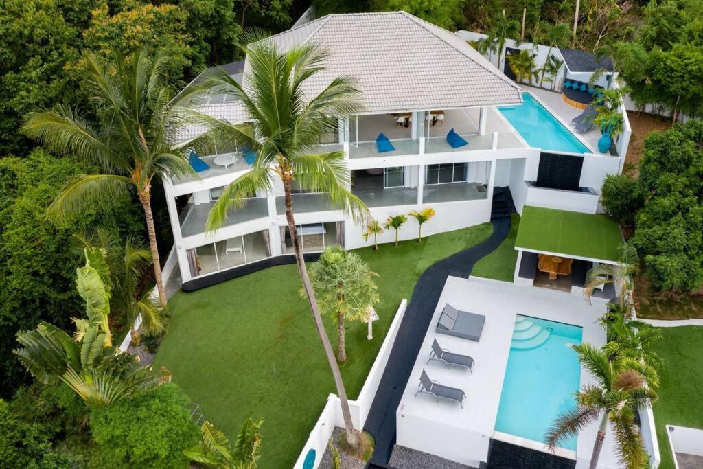 Villa SUAY - 2 swimming pool and SEA VIEW by VILLA FOR YOU - Housity